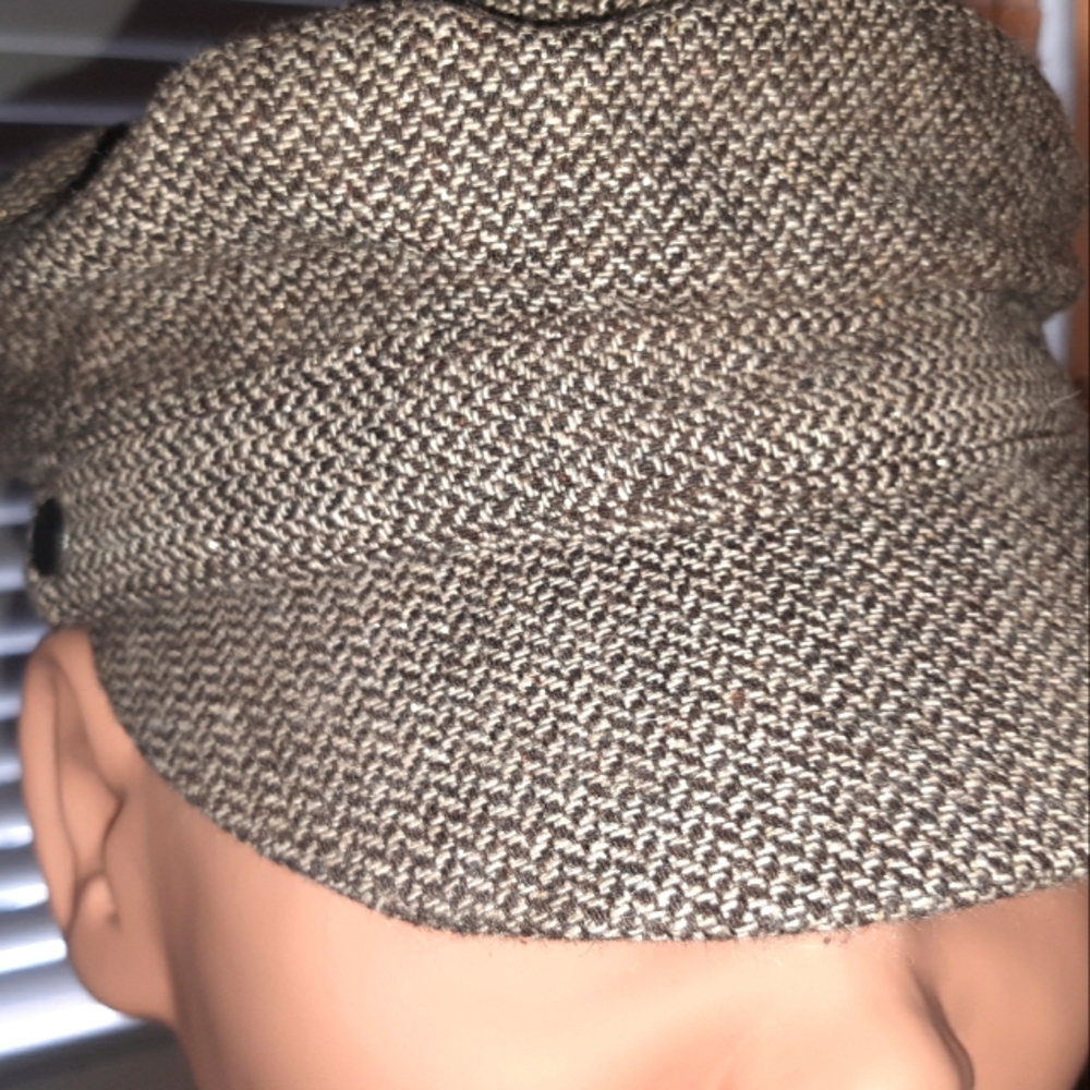 Women's wool newsboy hat